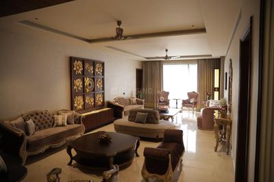 Hall Image of 9000 Sq.ft 8 BHK Independent House for sale in Sector 33 Chandigarh for Rs. 510000000