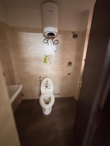 Bathroom Image of 2010 Sq.ft 4 BHK Apartment / Flat for sale in Tulip Violet, Sector 69 Gurgaon for Rs. 28000000