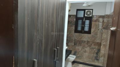 Bedroom Image of 3000 Sq.ft 4 BHK Builder Floor for rent in Sector 40 Gurgaon for Rs. 75000