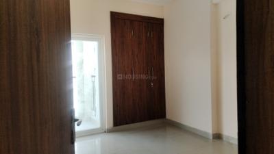 Bedroom Image of 1215 Sq.ft 2 BHK Apartment / Flat for rent in Amrapali Dream Valley 2, Noida Extension Greater Noida for Rs. 20500