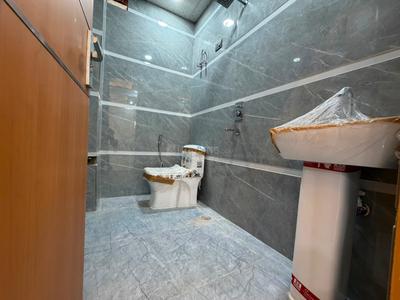 Bathroom Image of 2000 Sq.ft 2 BHK Builder Floor for sale in Sector 110 Noida for Rs. 4400000