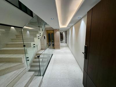 Image of 2800 Sq.ft 4 BHK Duplex for rent in Gulmohar Park, New Delhi for Rs. 475000