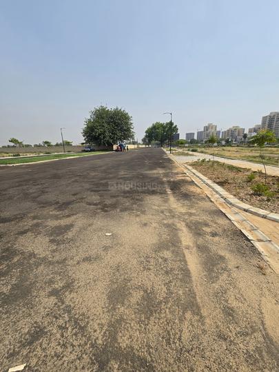 V K Sohna Greens Main Image 1