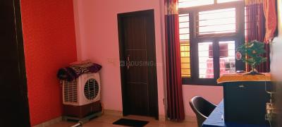 Bedroom Image of 900 Sq.ft 3 BHK Apartment / Flat for sale in Shiv Ganga Apartments, Shastri Nagar Ghaziabad for Rs. 4300000