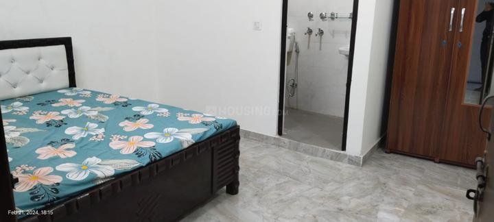Bedroom Image of PLATINUM GIRLS STAYS WITH ATTACHED BATHROOM in Sector 27, Noida