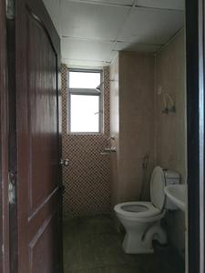 Common Bathroom Image of 840 Sq.ft 2 BHK Apartment / Flat for sale in Aditya Urban Homes Phase 1A, Bamheta Village Ghaziabad for Rs. 5150000