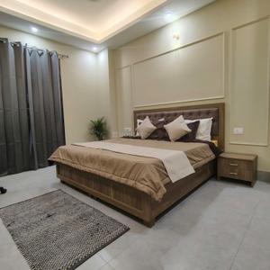 Bedroom Image of 1500 Sq.ft 1 BHK Builder Floor for rent in HUDA Plot Sector 42, Sector 42 Gurgaon for Rs. 45000