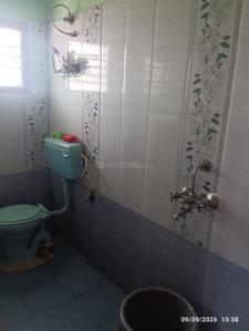 Bathroom Image of 200 Sq.ft 1 RK Builder Floor for rent in Sanganoor Coimbatore for Rs. 6000