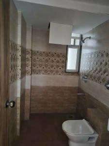 Bathroom Image of 800 Sq.ft 2 BHK Apartment / Flat for sale in Matunga East Mumbai for Rs. 34500000