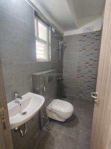 Bathroom Image of 1400 Sq.ft 2.5 BHK Apartment / Flat for sale in Riverview Hornbill Heights At Riverview City, Loni Kalbhor Pune for Rs. 10266000