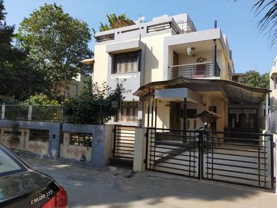 Image of 3565 Sq.ft 4 BHK Independent House for sale in South Bopal, Ahmedabad for Rs. 42100000