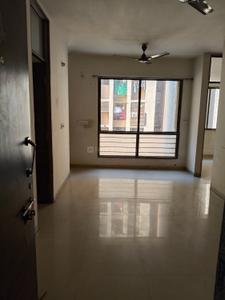 Hall Image of 800 Sq.ft 3 BHK Apartment / Flat for rent in Khokhra Ahmedabad for Rs. 16000