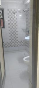 Bathroom Image of 1500 Sq.ft 3 BHK Apartment / Flat for rent in Alaknanda New Delhi for Rs. 71000
