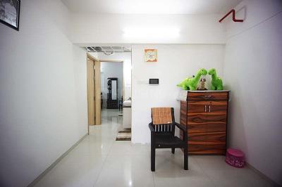 Hall Image of 933 Sq.ft 2 BHK Apartment / Flat for sale in Kohinoor Courtyard One, Wakad Pune for Rs. 10600000