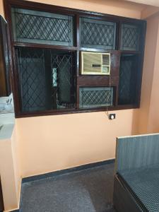 Kitchen Image of 500 Sq.ft 1 RK Builder Floor for rent in Panchsheel Park New Delhi for Rs. 8000