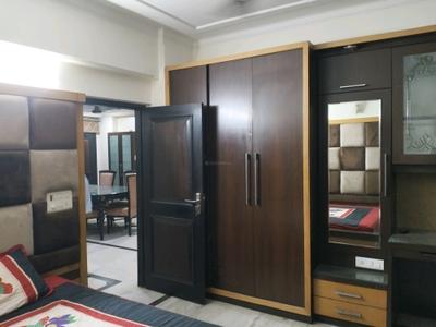 Bedroom Image of 2200 Sq.ft 4 BHK Apartment / Flat for rent in Patparganj New Delhi for Rs. 85000