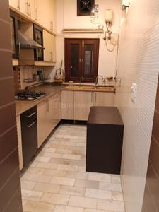 Kitchen Image of 1400 Sq.ft 3 BHK Apartment / Flat for rent in Alaknanda New Delhi for Rs. 57000