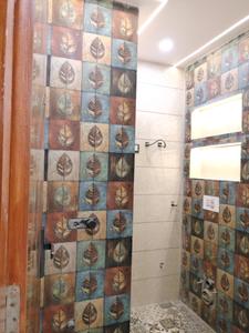 Common Bathroom Image of 1450 Sq.ft 4 BHK Apartment / Flat for sale in Uttam Nagar New Delhi for Rs. 9500000