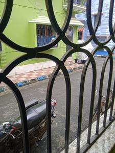 Balcony Image of 750 Sq.ft 2 BHK Independent House for rent in Patuli Kolkata for Rs. 11000