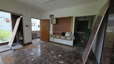 Living Room Image of 600 Sq.ft 1 BHK Independent House for rent in Singasandra Bengaluru for Rs. 25000