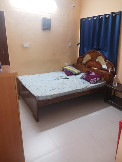 vijay shanthi  lotus pond Main Image 1