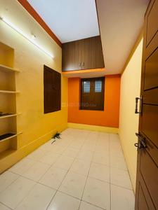 Bedroom Image of 800 Sq.ft 2 BHK Independent House for rent in Mathikere Bengaluru for Rs. 20000