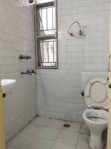 Common Bathroom Image of 1200 Sq.ft 3 BHK Apartment / Flat for sale in Panchwati Apartment, Vikaspuri New Delhi for Rs. 13000000