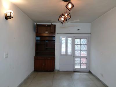 Living Room Image of 1550 Sq.ft 3 BHK Apartment / Flat for rent in Sarita Vihar New Delhi for Rs. 65000