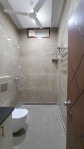 Bathroom Image of 1800 Sq.ft 3 BHK Builder Floor for rent in Naraina New Delhi for Rs. 70000