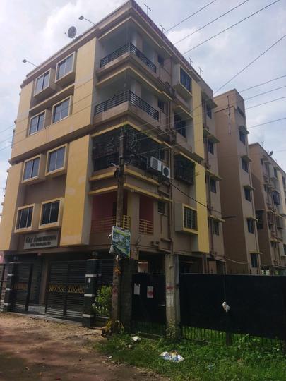 Gilt Apartment Main Image 1