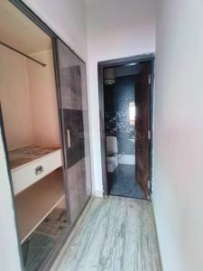 Bathroom Image of 1000 Sq.ft 2 BHK Builder Floor for rent in Sector 46 Gurgaon for Rs. 32000