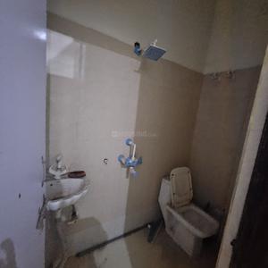 Bathroom Image of 1300 Sq.ft 3 BHK Independent House for rent in Chaitanya Vihar Phase II Vrindavan for Rs. 18000