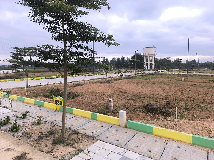 VR Royal Township Main Image 1