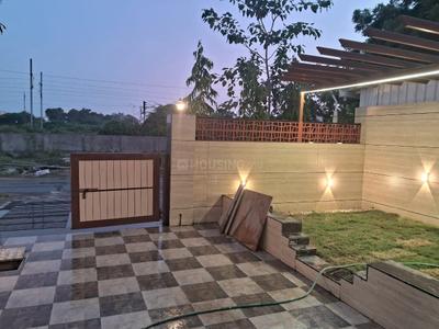 Image of 3420 Sq.ft 4 BHK Villa for rent in Dharmadev Neelkanth Villa, Bopal, Ahmedabad for Rs. 120000