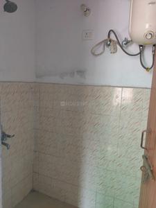 Bathroom Image of 547 Sq.ft 1 BHK Apartment / Flat for sale in Roberts Lines Lucknow for Rs. 1900000