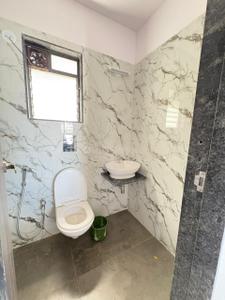 Bathroom Image of 800 Sq.ft 2 BHK Apartment / Flat for rent in Rishabraj Saffron Peace, Borivali West Mumbai for Rs. 55000