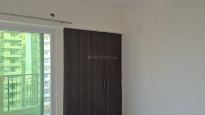 Bedroom Image of 855 Sq.ft 2 BHK Apartment / Flat for rent in Gaurs Siddhartham, Siddharth Vihar Ghaziabad for Rs. 24000