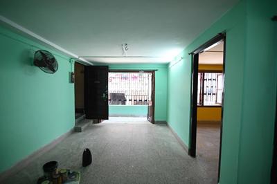 Hall Image of 700 Sq.ft 2 BHK Independent House for rent in Sealdah Kolkata for Rs. 18000