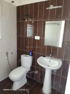 Bathroom Image of 1300 Sq.ft 3 BHK Apartment / Flat for rent in VRR Lakeview, Doddanekundi Bengaluru for Rs. 55000