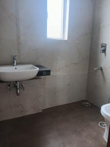 Bathroom Image of 1300 Sq.ft 2.5 BHK Builder Floor for rent in Smartworld Gems, Sector 89 Gurgaon for Rs. 22000