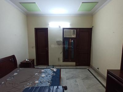 Bedroom Image of 1800 Sq.ft 3 BHK Builder Floor for sale in Vikaspuri New Delhi for Rs. 25000000
