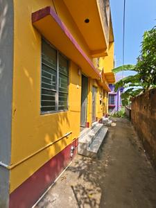 Image of 450 Sq.ft 1 BHK Independent House for rent in Birati, Kolkata for Rs. 6000