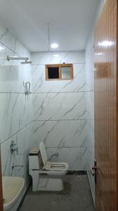 Bathroom Image of 600 Sq.ft 2 BHK Builder Floor for sale in Pitampura New Delhi for Rs. 4500000