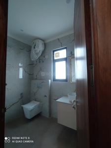 Bathroom Image of 1600 Sq.ft 3 BHK Builder Floor for sale in Malibu Town Floors, Sector 47 Gurgaon for Rs. 27000000