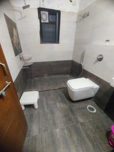 Bathroom Image of 1550 Sq.ft 3 BHK Apartment / Flat for rent in Abhijit Jayanti Mansion 9, Somalwada Nagpur for Rs. 35000