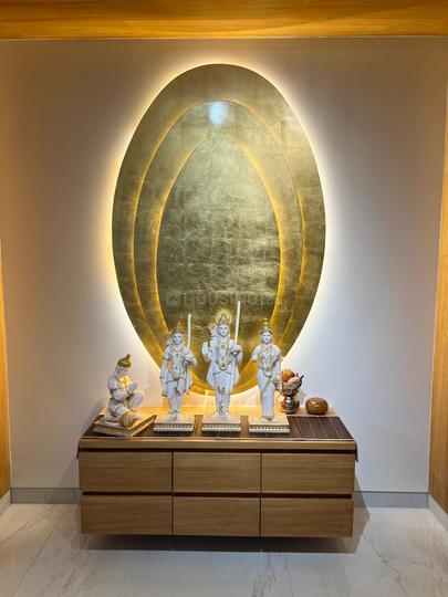 noble magnolia Main Image 1