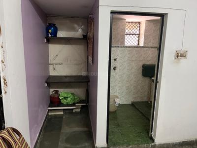 Bedroom Image of 500 Sq.ft 1 BHK Apartment / Flat for rent in Srinivas Apartment, Indira Nagar Lucknow for Rs. 8000