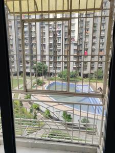 Balcony Image of 950 Sq.ft 2 BHK Apartment / Flat for rent in Aditya Urban Homes, Bamheta Village Ghaziabad for Rs. 14000
