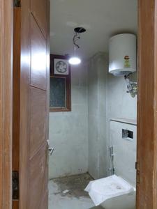 Common Bathroom Image of 1125 Sq.ft 3 BHK Apartment / Flat for sale in Chandan Hola New Delhi for Rs. 8400000