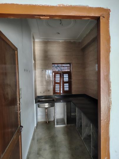 HUDA Sector 56A 56 Kitchen 1